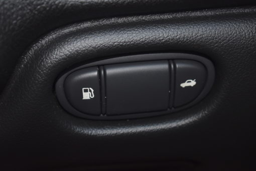 Tankdop- en achterklepknop Jaguar S-Type, bouwjaar: '02 - '07.