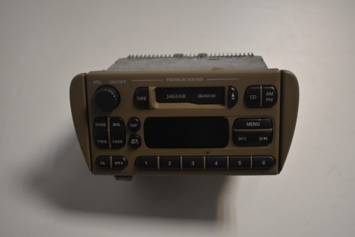 Radio/cassettespeler (XR8F-18K876-BFAEK) voor Jaguar S-Type, bouwjaar: '99 - '02