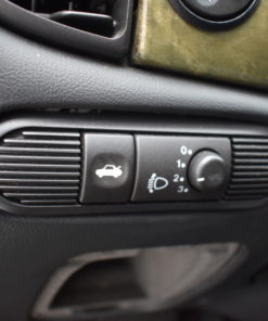 Koplamp- en tankklepschakelaar XJ 308
