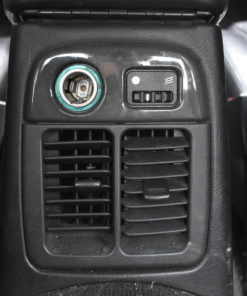 Ventilatierooster achter XJ 300
