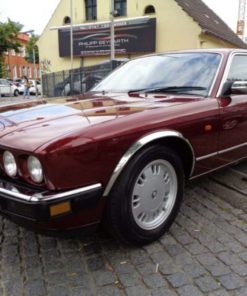 XJ 40