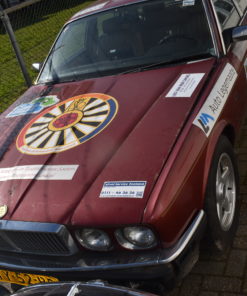 Motorkap rood (CEK) XJ 40