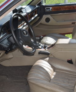 Ivoor interieurbekleding XJ 40