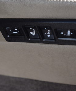 Bedieningsknoppen elektrische bestuurdersverstelling XJ 40