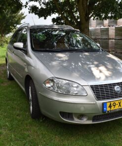 Fiat Croma champagne 2.2 benzine bouwjaar: 2007